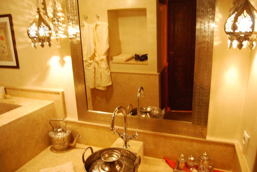 Deluxe Suite,1228296569:JPEG